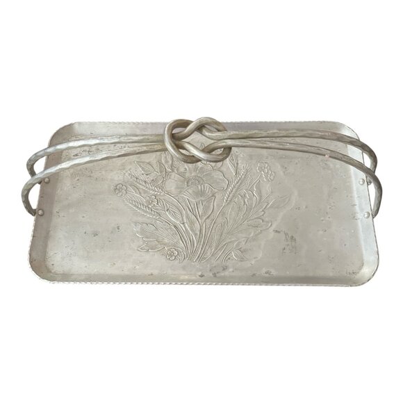 Vintage Everlast Metal Hand-Forged Aluminum Tray | Floral Engraving & Knot Handl - Picture 1 of 4